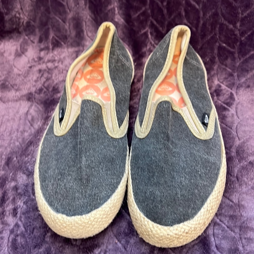 Roxy canvas slip on sz 6
